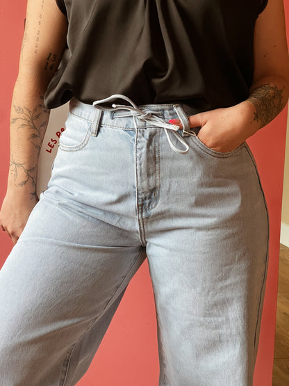 Jean Lola